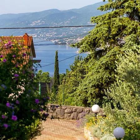 3 Bedroom Lovely In Kastav