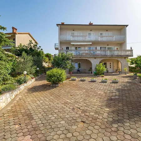 3 Bedroom Lovely In * Kastav
