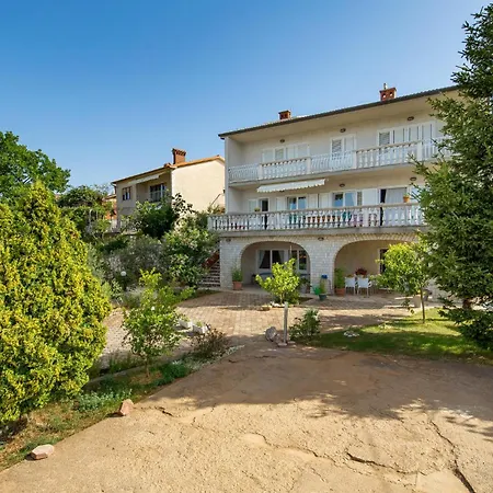 3 Bedroom Lovely In Kastav