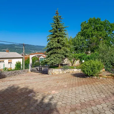 3 Bedroom Lovely In